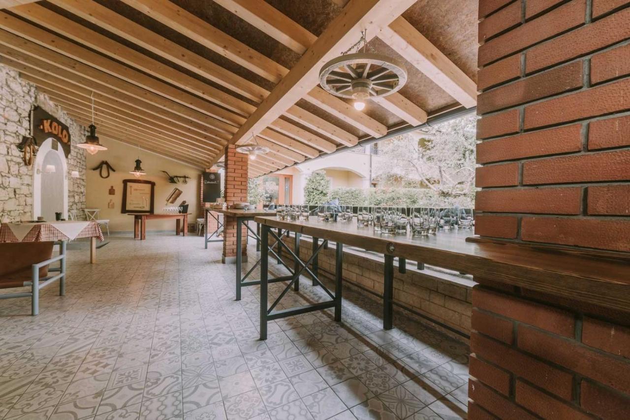 Bed And Breakfast Kolo Adults Only Bužinija Exteriör bild