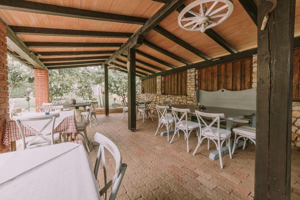 Bed And Breakfast Kolo Adults Only Bužinija Exteriör bild