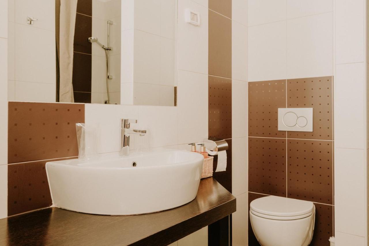 Bed And Breakfast Kolo Adults Only Bužinija Exteriör bild