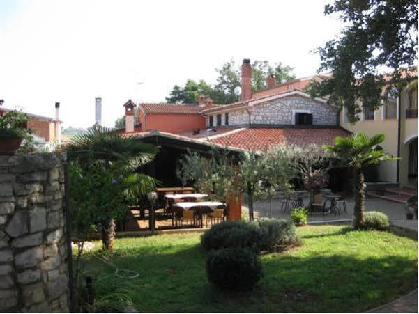 Bed And Breakfast Kolo Adults Only Bužinija Exteriör bild